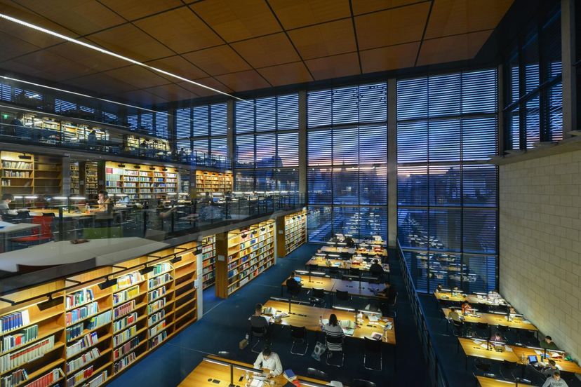 Zweigbibliothek Rechtswissenschaft